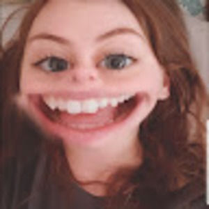 Meet your Posher, Lydia